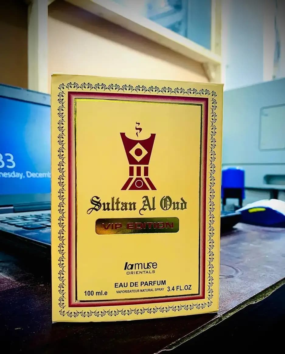 Oud Perfume - Long Lasting & Refreshing Fragrance, 1 Pcs